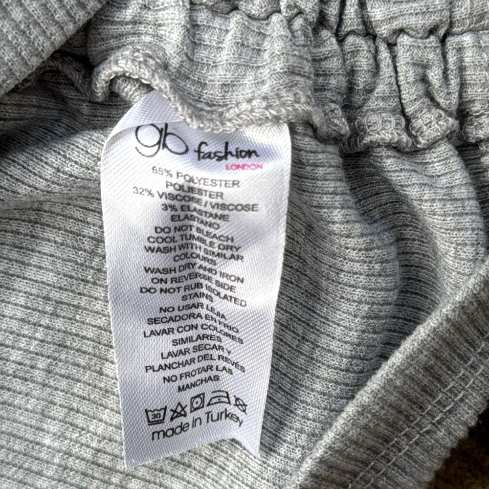 Grey Baby Tee - Picture 4 of 4